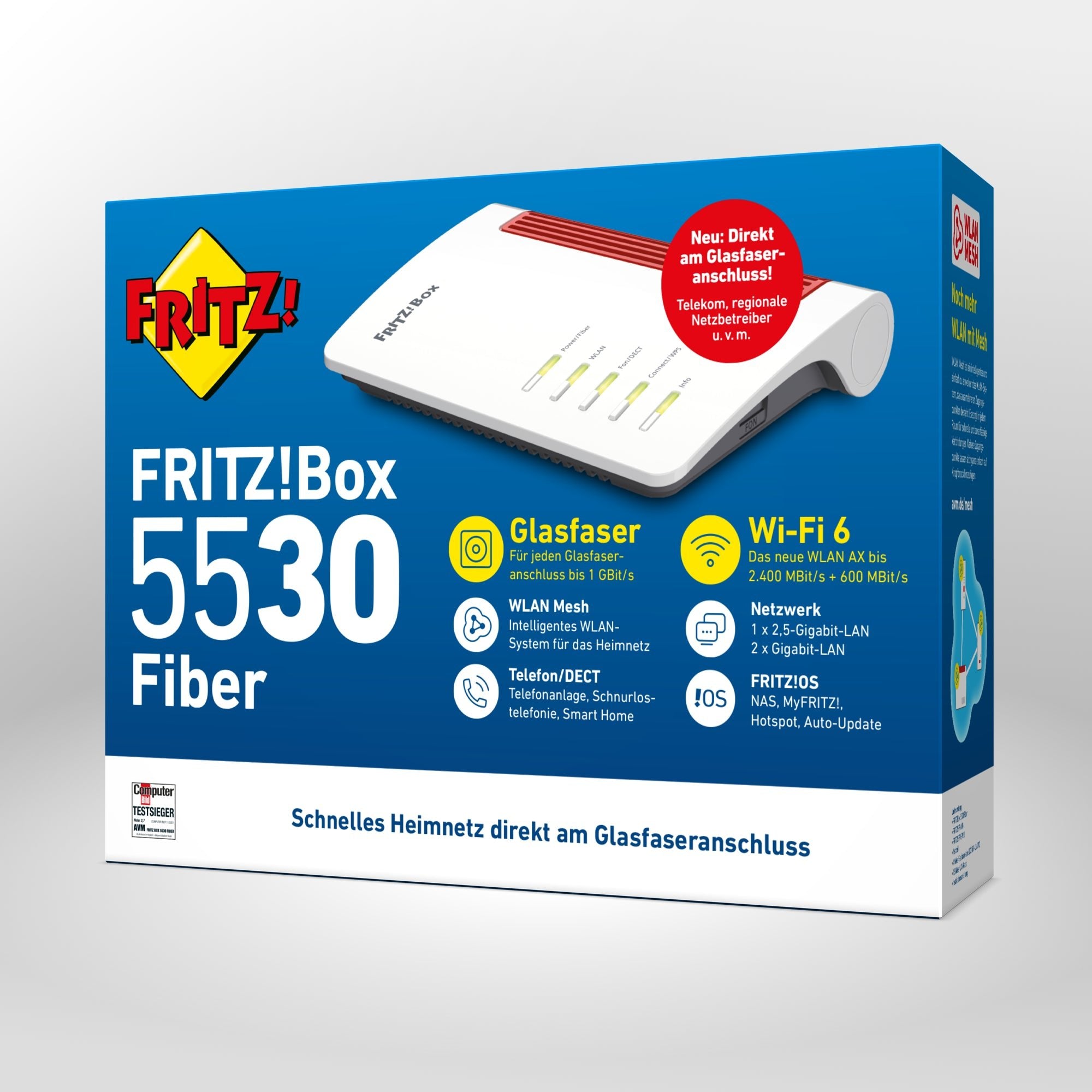 Verpackung von FRITZ!Box 5530 Fiber auf grauem Hintergrund